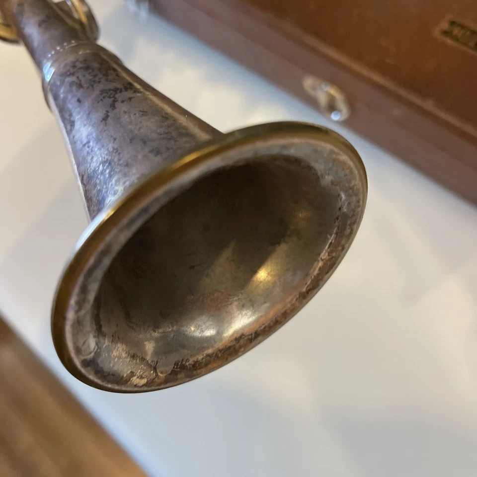 Clarinete de metal vintage Holton Collegiate de una pieza cuerno de alce con Wi. Años 40 para restaurar Foto 2 de 4