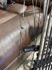 Hoyt Defiant 60lb Limbs, 24-26” Draw Length, Adjustable. Ridge reaper camo