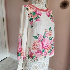 LKNW VICI floral blouse top small balloon sleeve with elastic at cuff
