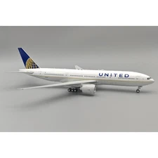 United Airlines Boeing 777-224/ER N78009 Stand 1:200 Inflight200 IF772UA0924