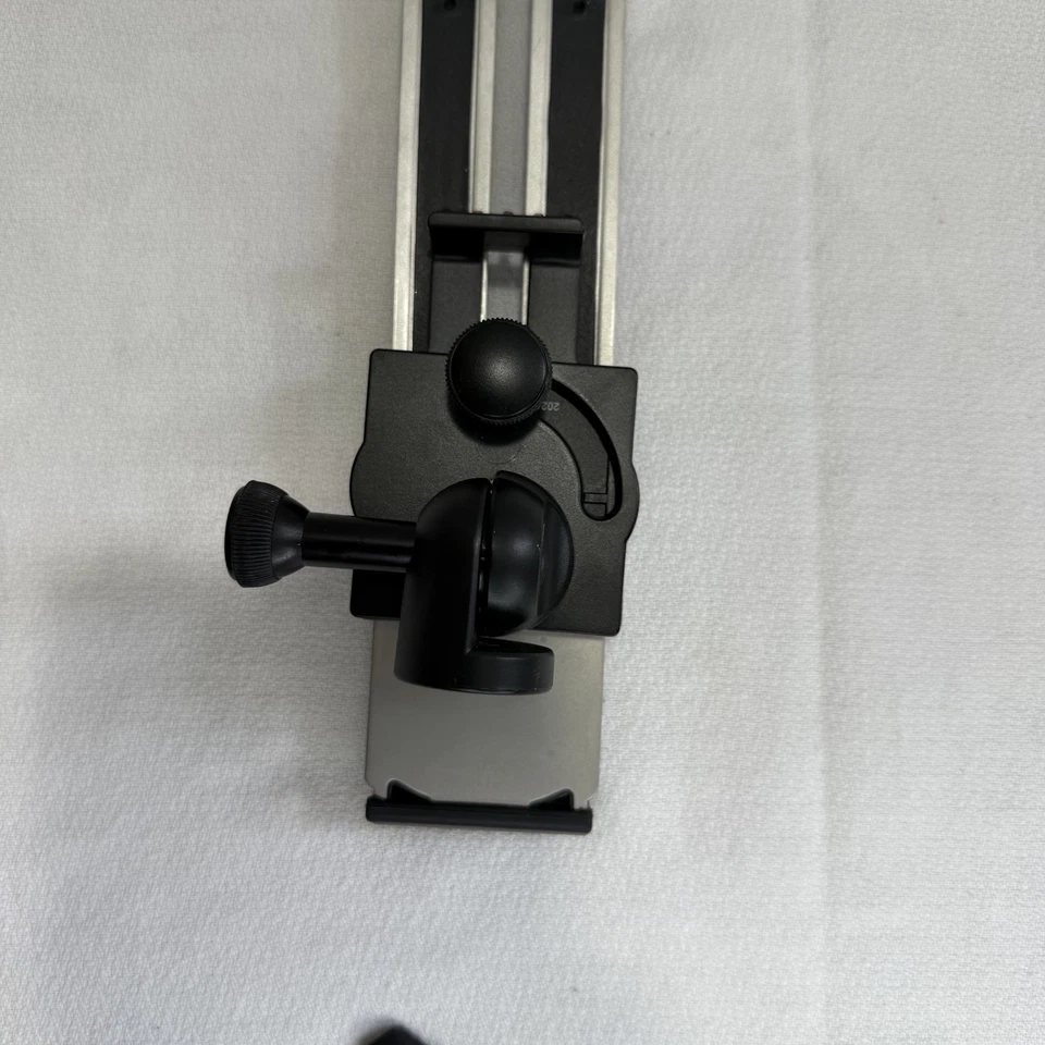 JOBY GripTight Mount Pro for tablets 7-10" inches for iPad Samsung tab Amazon - Image 4 of 4