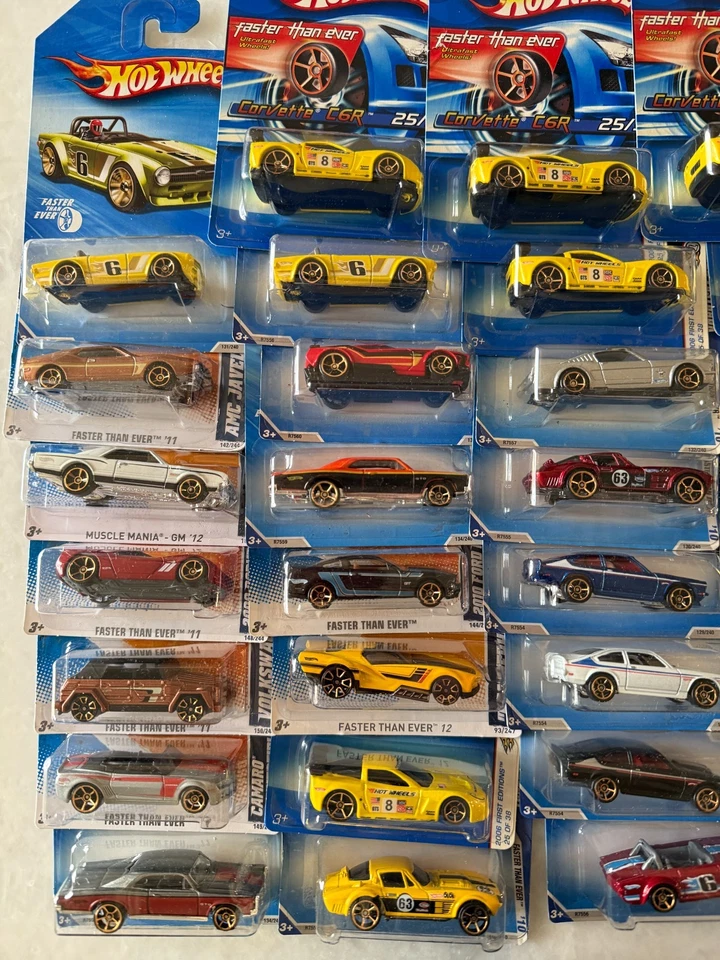Hot Wheels Lote 31x Más Rápido Que Nunca Corvette C6R / Triumph / 69 Corvette G58 Foto 3 de 4