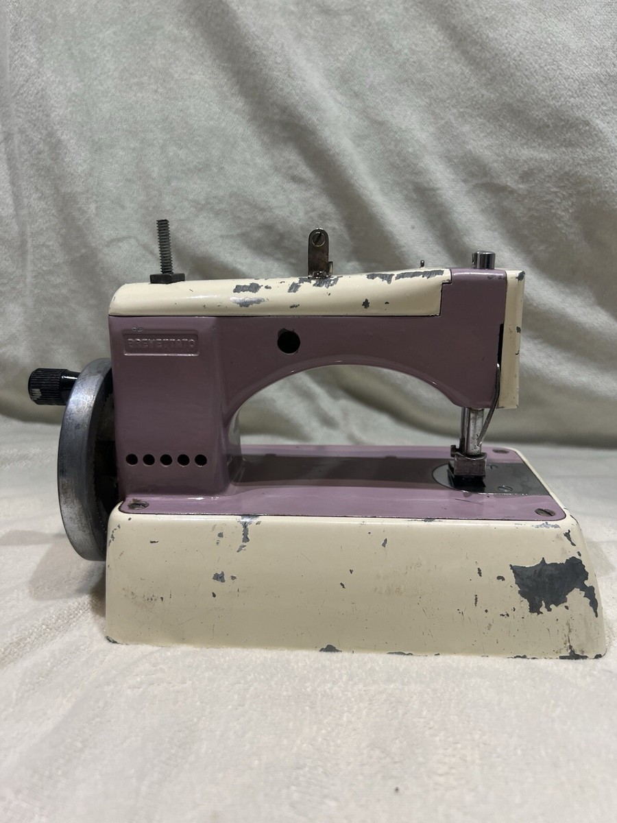 Vintage Child's Sewing Machine Necchi Supernova Julia Italy