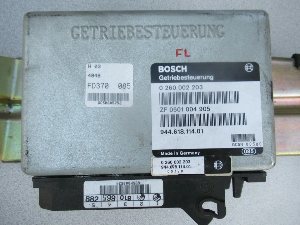 Porsche 968 Tiptronic Aut. Transmission Control Module BOSCH 0 260 002 203 Foto 3 de 4