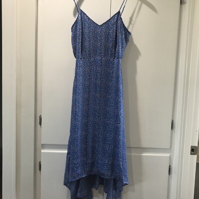 Lulus Sleeveless Blue Dress With Red Flowers And Silver Metallic Thread Midi M