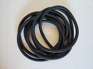 9.5 Ft 1/2" Split Wire Loom Conduit Polyethylene Tubing Black Color Sleeve Tube