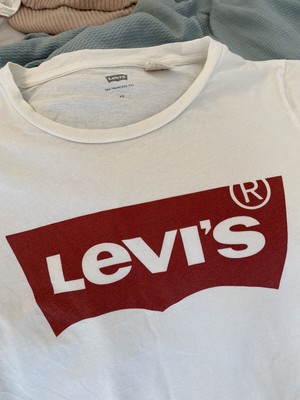 levis xs size