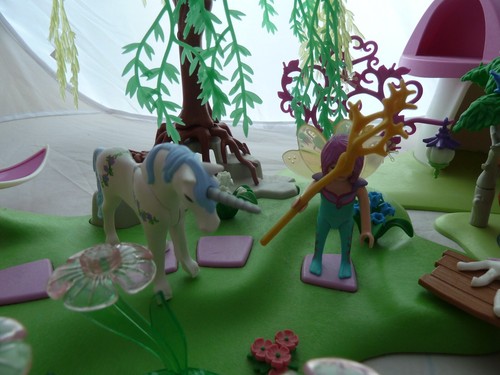 Playmobil 5444 Fairy Island with Jewel Fountain - with extra parts - Picture 4 of 14