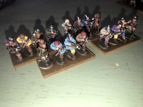 25mm Medieval Crossbowmen CB 28mm X16 Crossbow