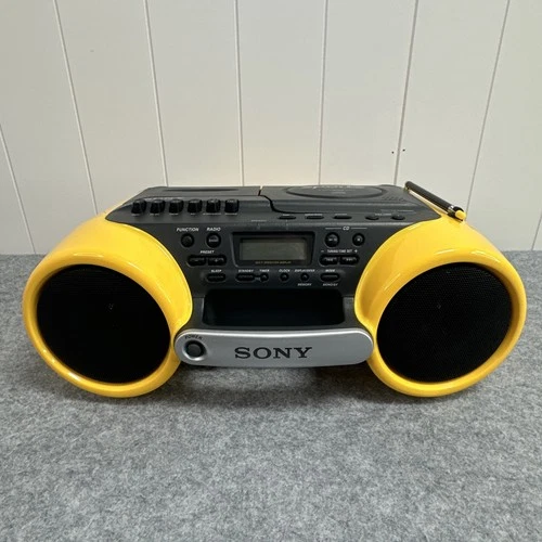 SONY CFD-980 Sports Yellow Boombox CD Cassette AM/FM Radio Vintage 1990s READ❗️