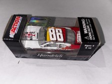 2011 88 Dale Earnhardt Jr. VH1 Foundation/Save The Music 1/64 NASCAR Diecast