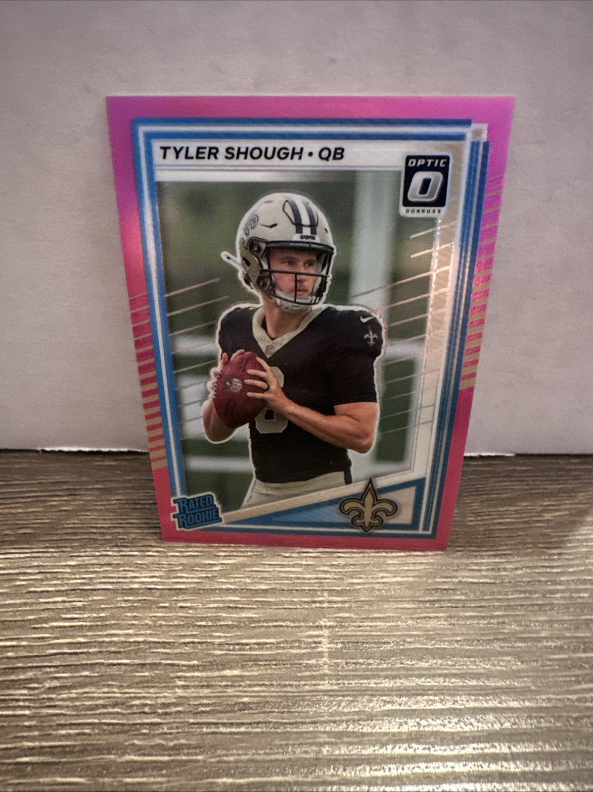 2025 Panini Donruss - Rated Rookie Tyler Shough #304 Optic Preview Pink Prizm...