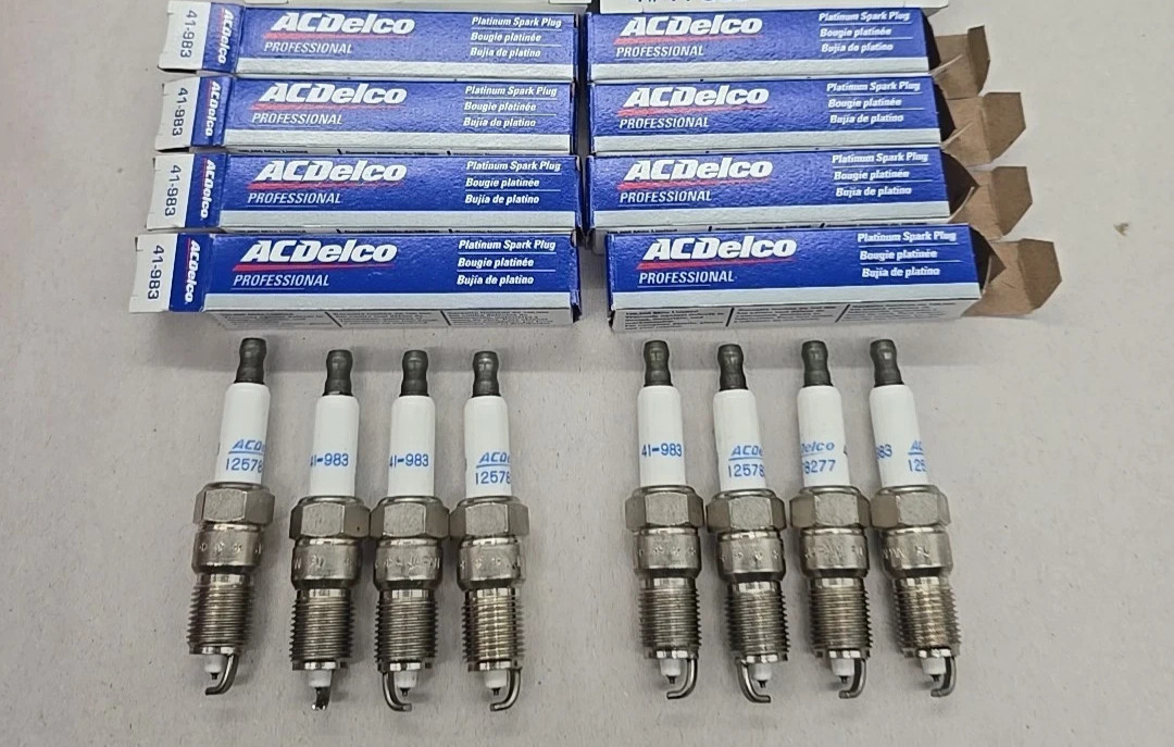 8x ACDelco 41983 / 12578277 Spark Plugs OEM Double Platinum 2001-07 GM 8.1L V8
