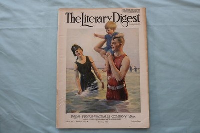 1919 JULY 5 THE LITERARY DIGEST MAGAZINE - FAMILY IN THE OCEAN COVER - E 26616