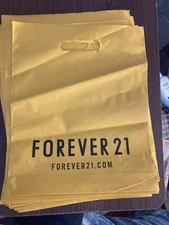 FOREVER 21 plastic shopping bag, 11” X 14” Lot Of 40