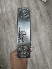 Titleist Scotty Cameron Special Select Newport 2.5 33” Putter Golf Pride Grip