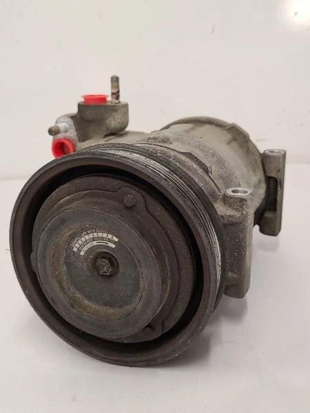 1999-2002 JEEP WRANGLER 2.5L AC Compressor 55037432AB - Image 4 of 4