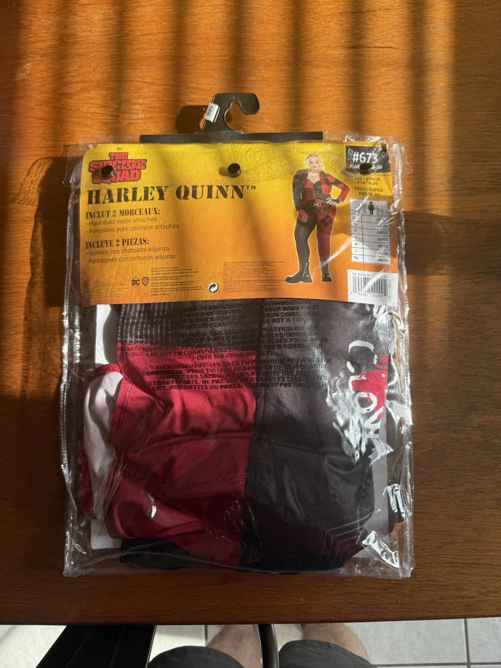 Harley Quinn The Suicide Squad Women’s  2 Piece Costume Size Plus-XXL (18-20) - Image 3 of 4