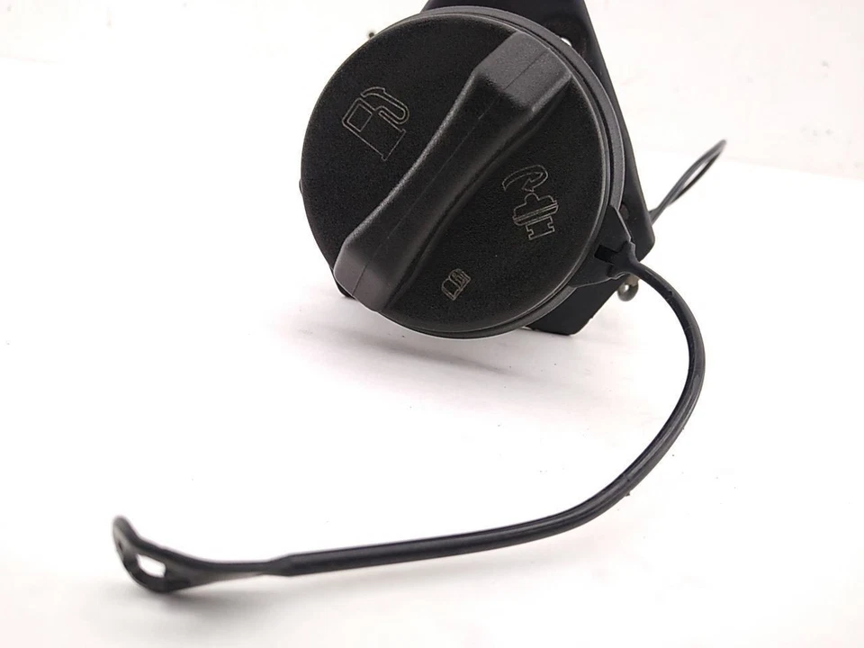 Pontiac Solstice Saturn Sky tanque de combustible gas tubo de cuello de llenado con tapa se adapta 06-10 Foto 4 de 4