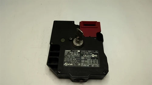 Omron D4JL-4NFA-C7-01 Guard Lock Safety-Door Switch 