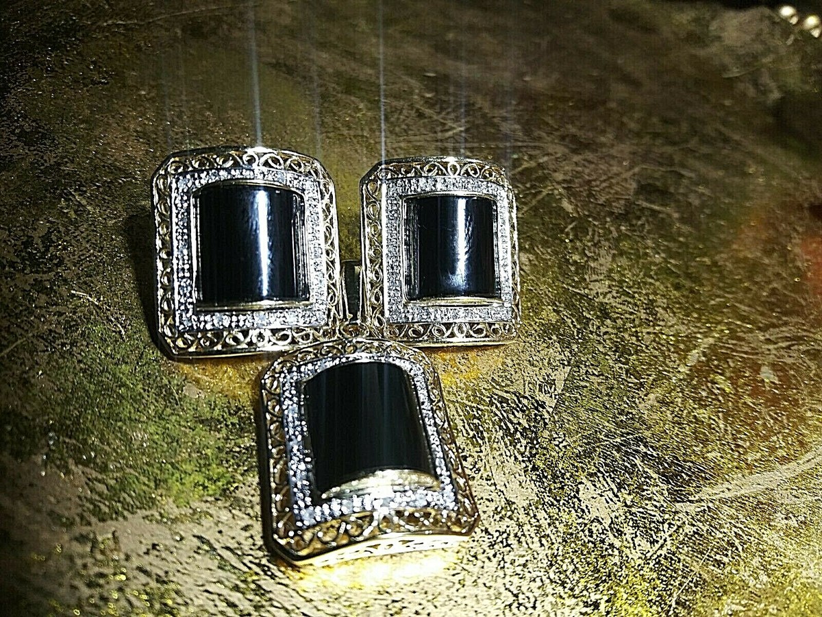 Black Square Convex Onyx with Gold Edge Studs and Cufflinks Set Black Square Convex Onyx with Gold Edge Studs and Cufflinks Set