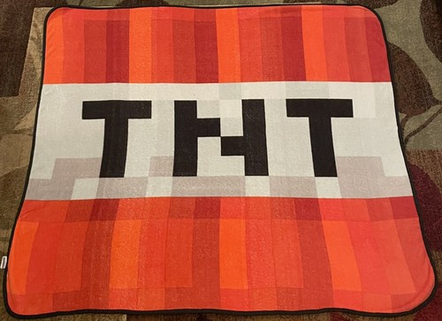 Offizielle Mojang Minecraft 55" x 50" weiche Fleecedecke rot grau TNT - Bild 3 von 7
