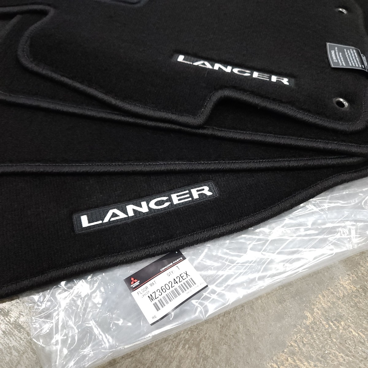 Genuine OEM Mitsubishi MZ360242EX Carpet Floor Mat Set 4pc Black