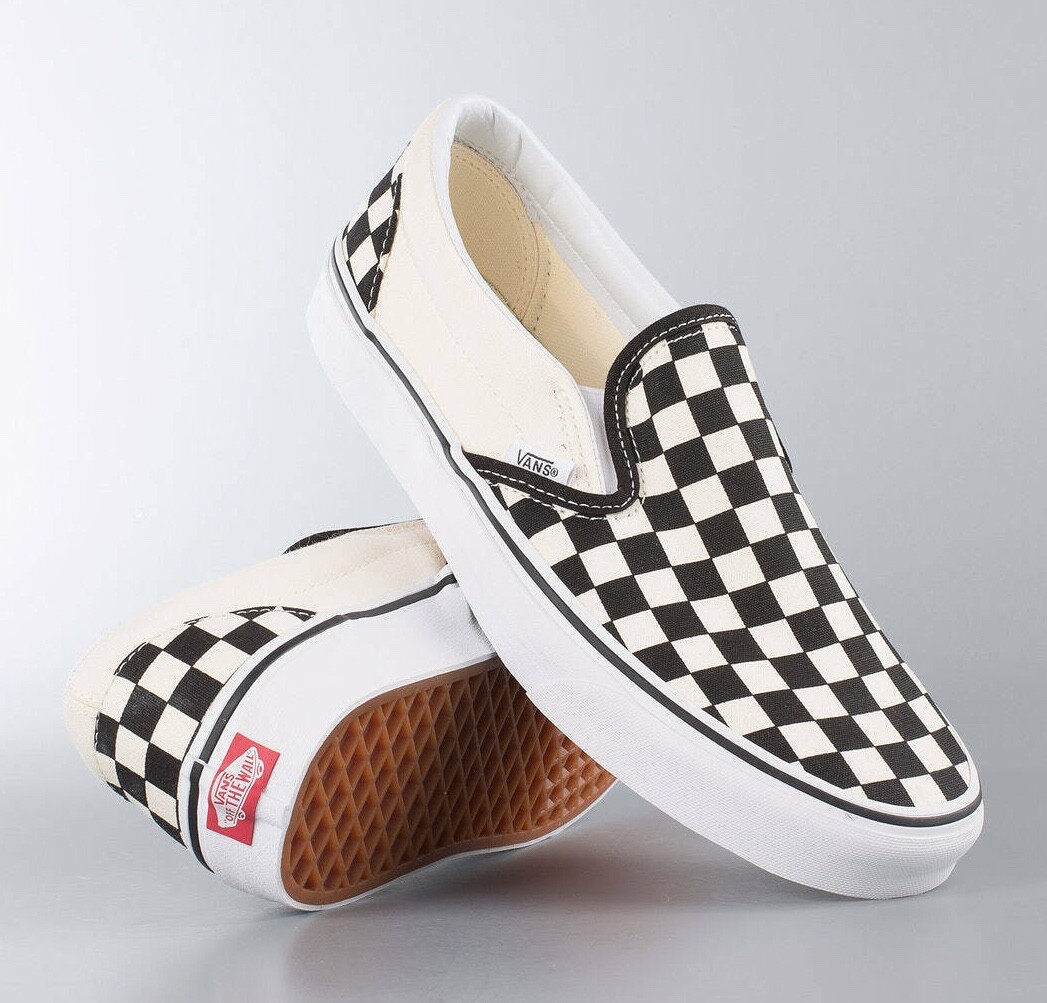 vans classic slip on trainers black white check