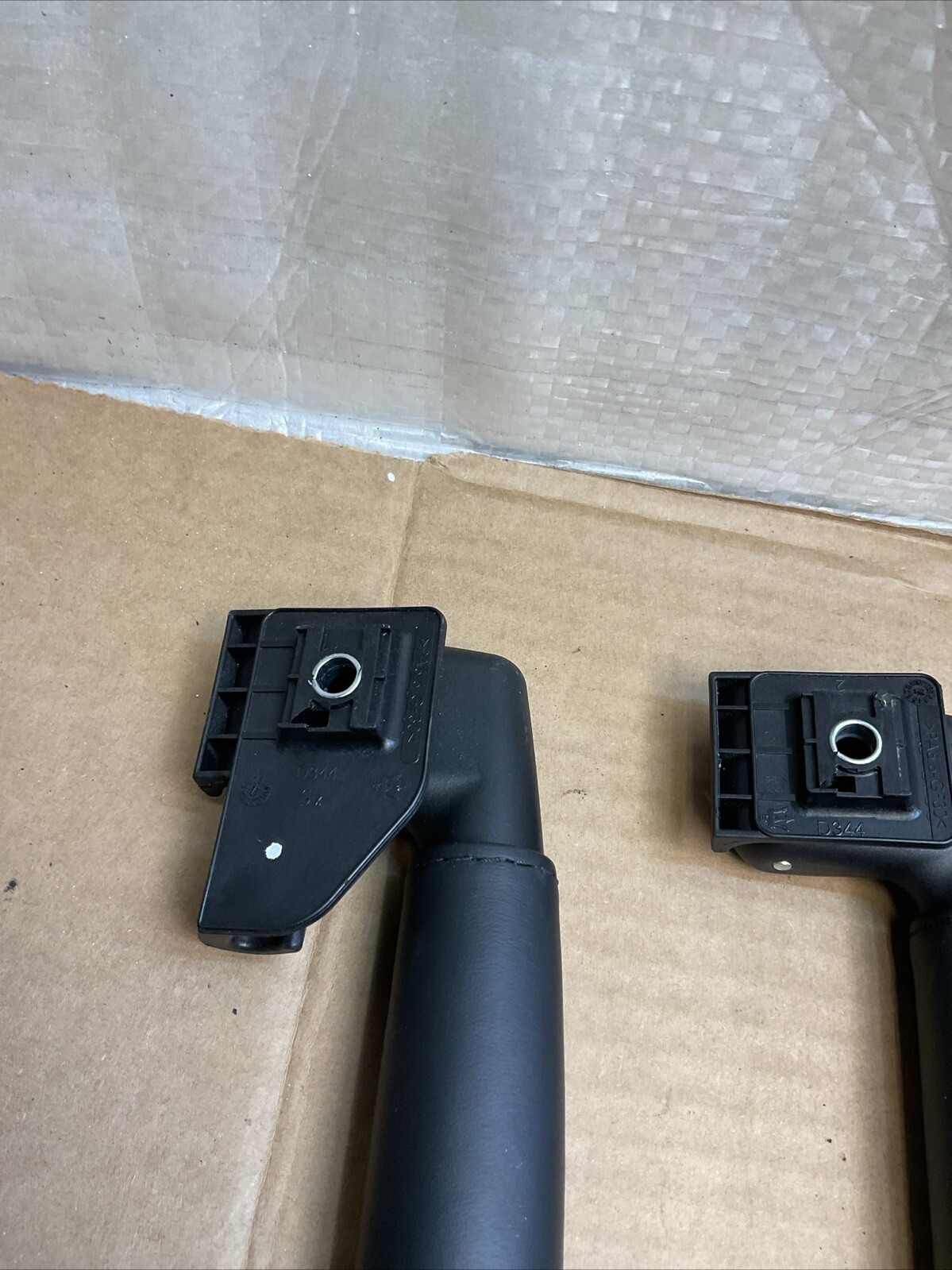 14-17 MASERATI QUATTROPORTE OVERHEAD ROOF GRAB HANDLE SET OF 4  OEM