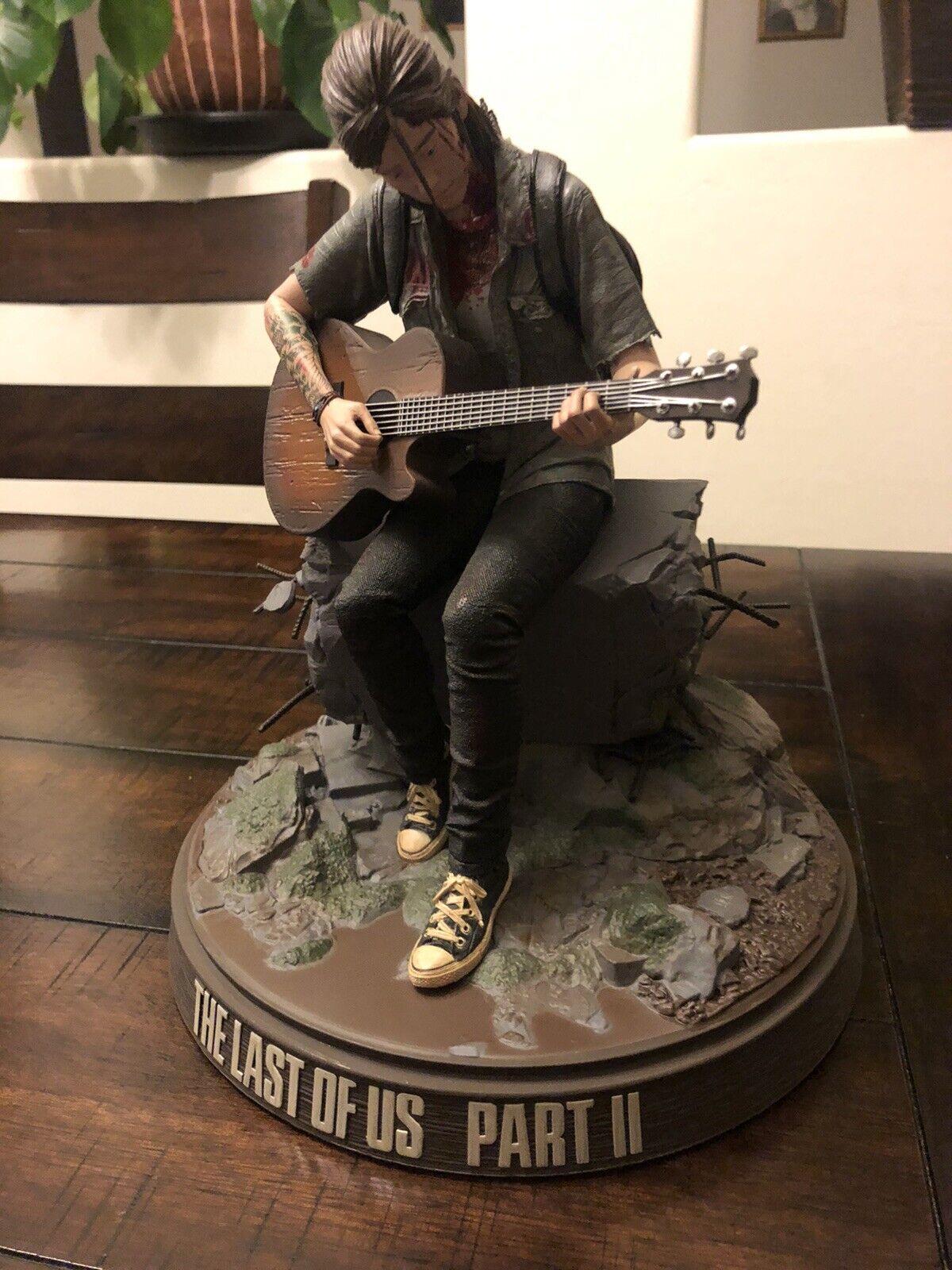 This Expensive Last Of Us Part II Statue Set Looks Incredible