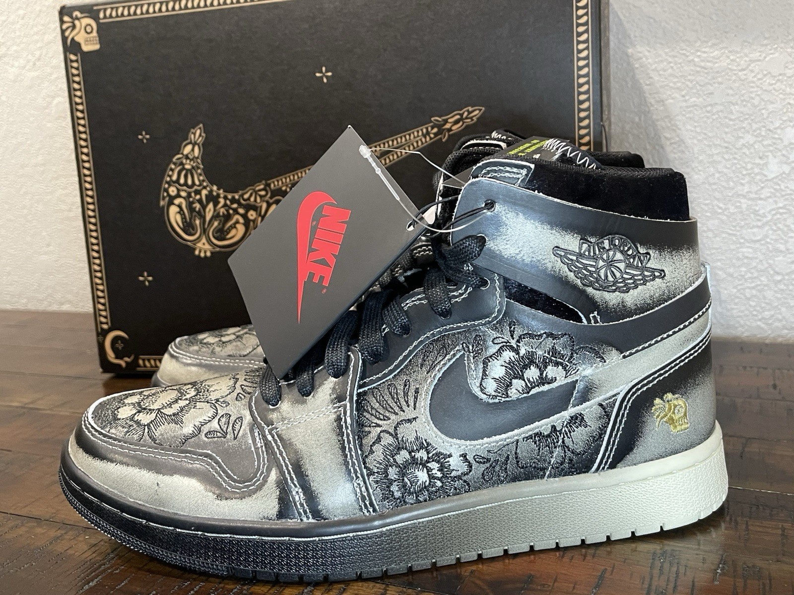 Nike Air Jordan 1 Zoom Air CMFT 2 Dia De Muertos FQ8155-010 Men Sz 9 FAMILIA