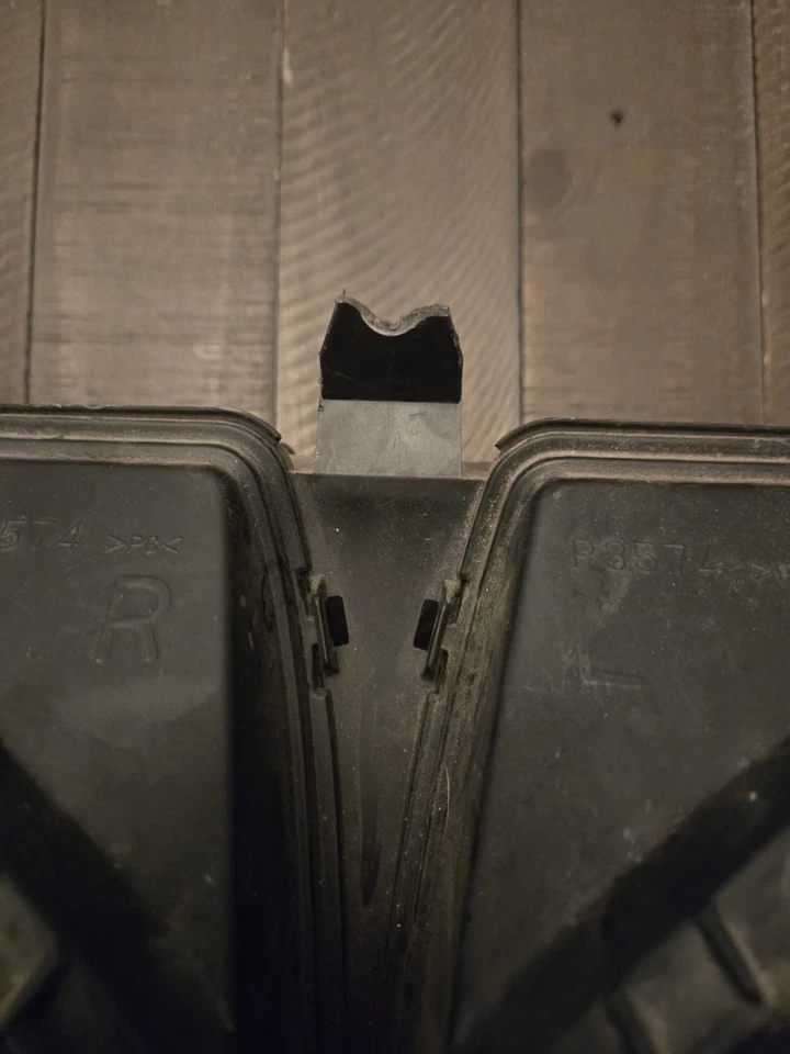 YAMAHA  FZ6 04-09 FZ8 10-15 FAZER - HEAD LIGHT LAMP FRONT LIGHT FOX EYE - OEM - Image 2 of 4