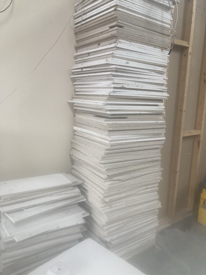 50sqm White Suspended Ceiling grid & Tiles Textured 595 x 595 Used Job ...
