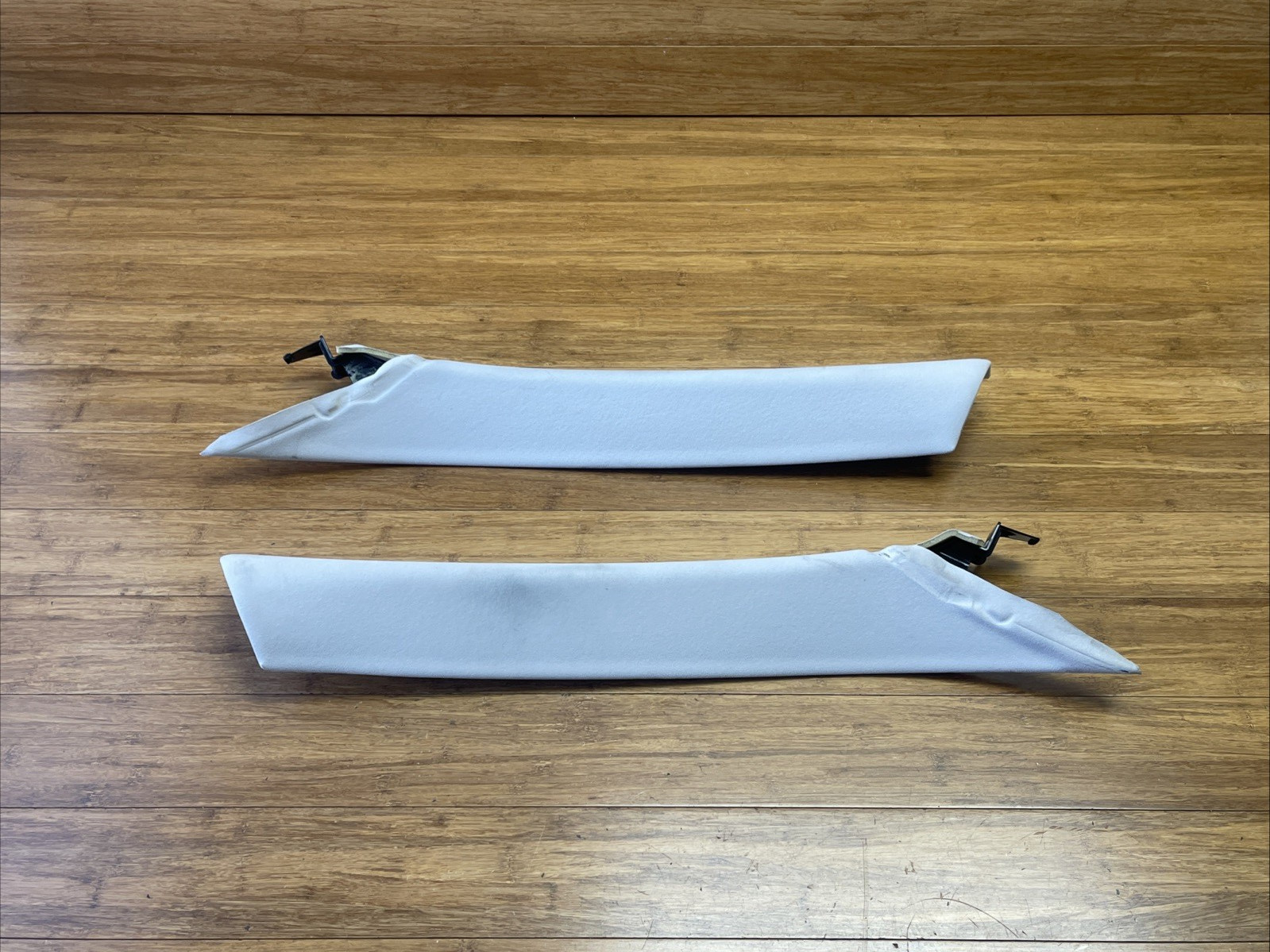 2013-2016 Maserati Ghibli M157 Right & Left A-Pillar Trim Panel Gray OEM *NOTE*
