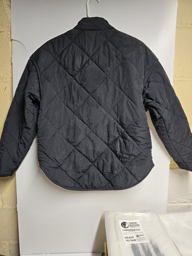 All In Motion Women's Zip-Up Winter Lightweight Puffer Jacket Size XS Black - Picture 3 of 11