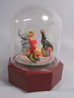 VTG Music box with twirling Circus Performers 'Send in the Clowns' played. — photo 2