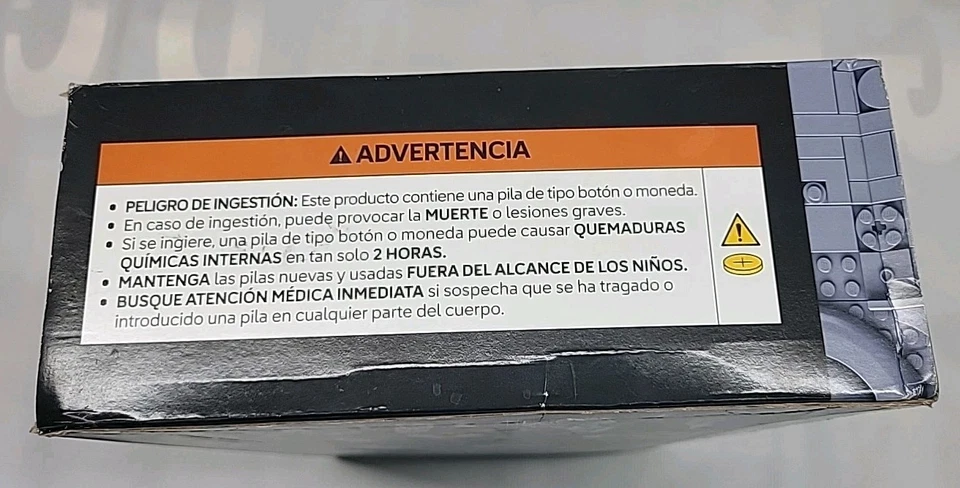 LEGO Icons: Back to the Future Time Machine (10300) - Image 3 of 4