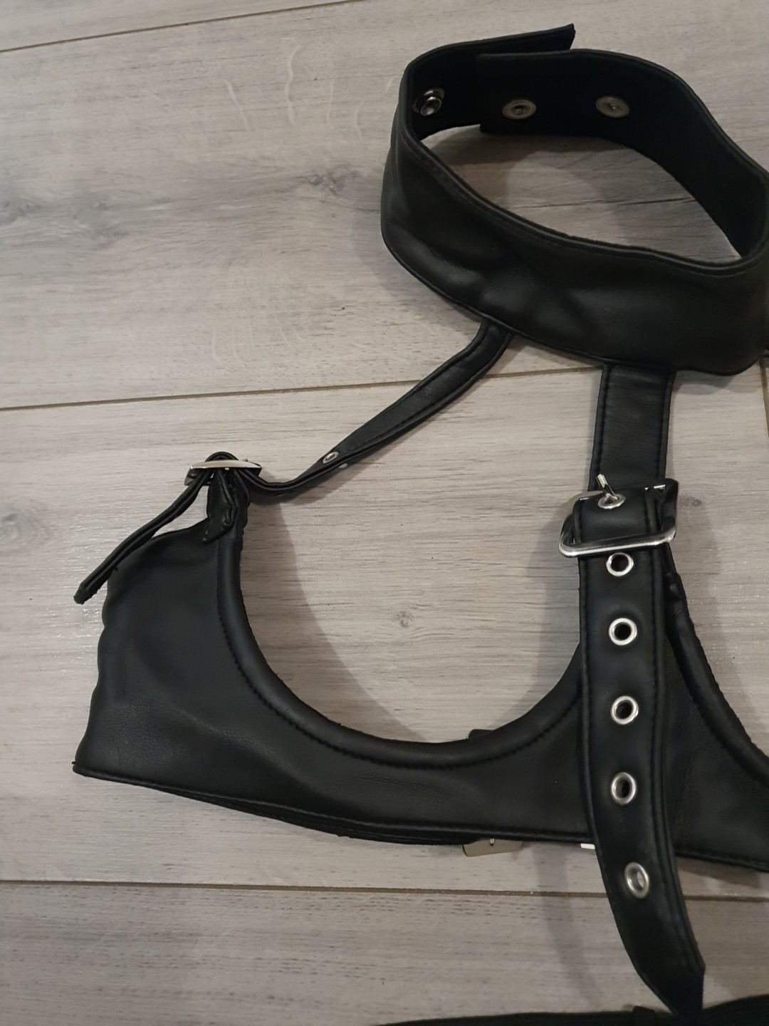 BNWT Vintage Ann Summers Black Faux Leather Tantalise Bra/Thong Set Size 10 image 3