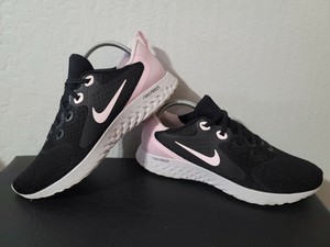 nike legend react black pink