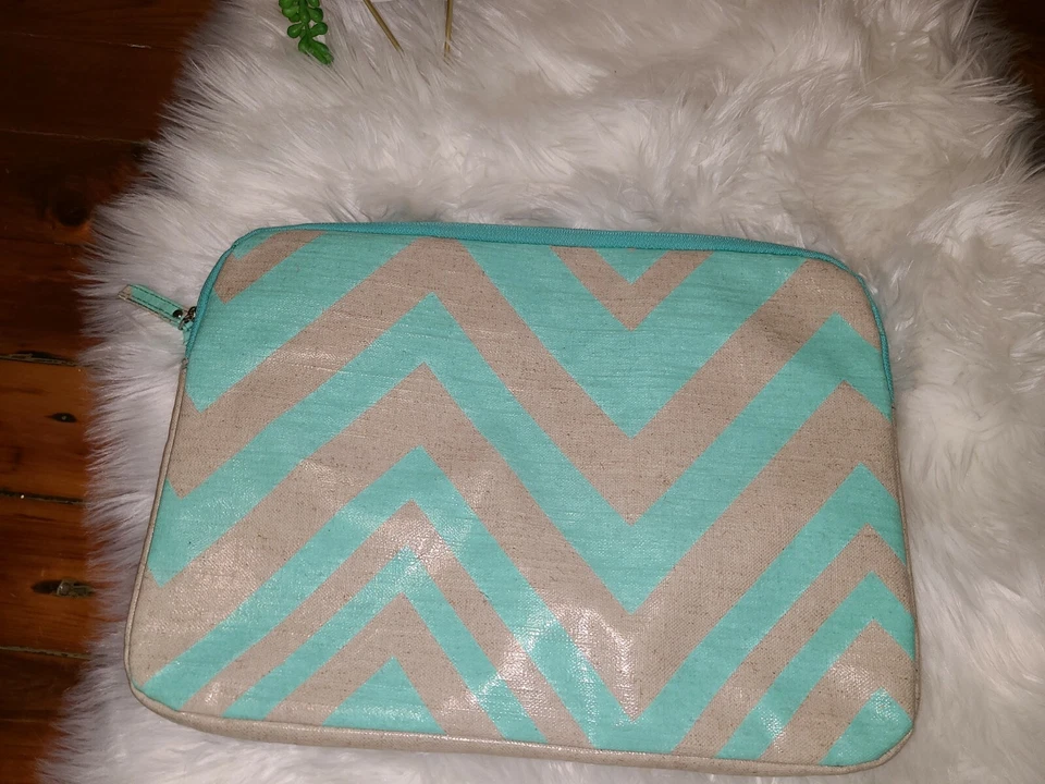 Studio C Chevron On Macbook Pro Air Laptop Sleeve  Notebook Case Teal/Linen 16" - Image 4 of 4