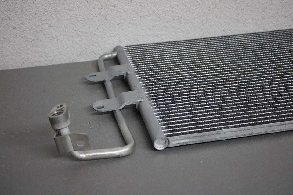 1998 2006 VOLKSWAGEN BEETLE A/C CONDENSER - Image 4 of 4