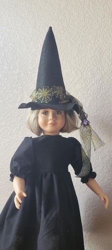 ¡Hecho a mano! Vestido de bruja negro, sombrero, caldero y 2 opciones de corbata - se adapta a 23" My Twinn - Imagen 7 de 9