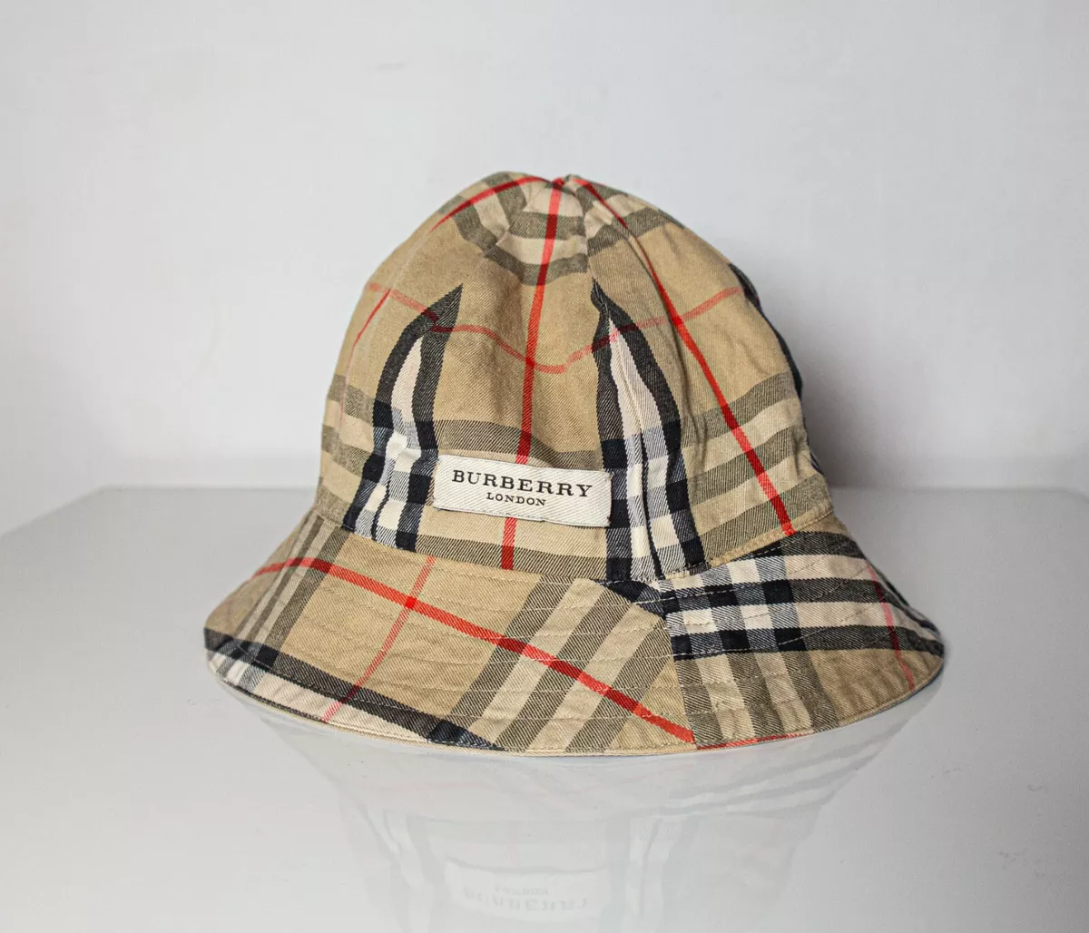 Vintage Louis Vuitton Monogram Bucket Hat, Men's Fashion, Watches &  Accessories, Caps & Hats on Carousell