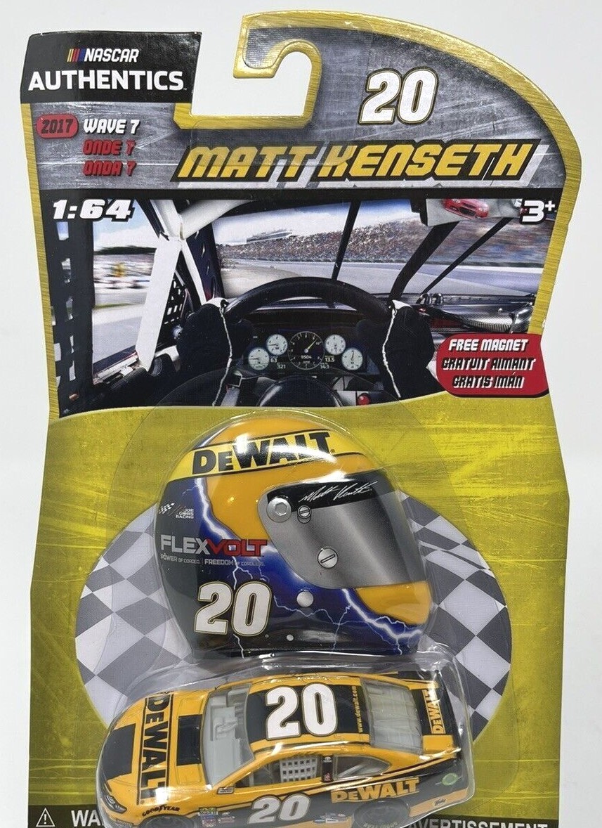 2017 Wave 7 NASCAR AUTHENTICS #42 Matt Kenseth 1/64 Scale Bonus