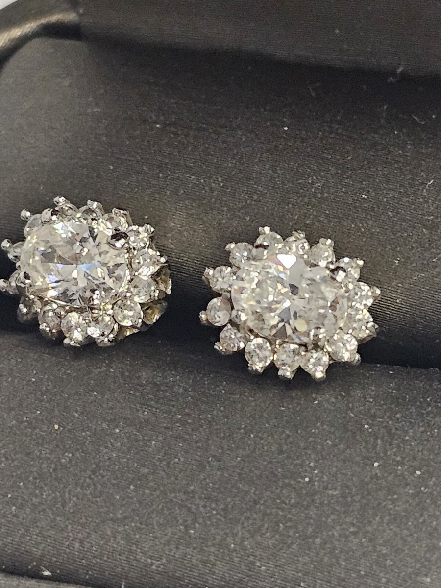 [HAESOOL] 925Silver☆YUE4582 Earrings STERLING SILVER 925 Halo EARRINGS stud style with Oval clear