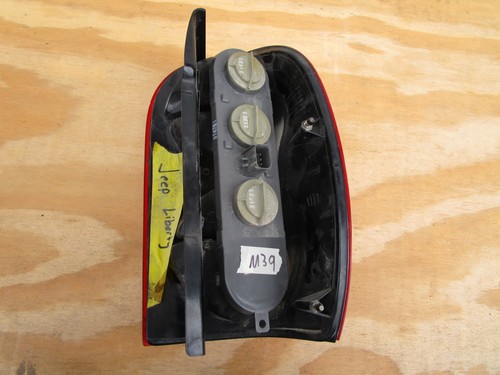 02 03 04 JEEP LIBERTY LEFT REAR TAIL LIGHT OEM - Picture 6 of 8
