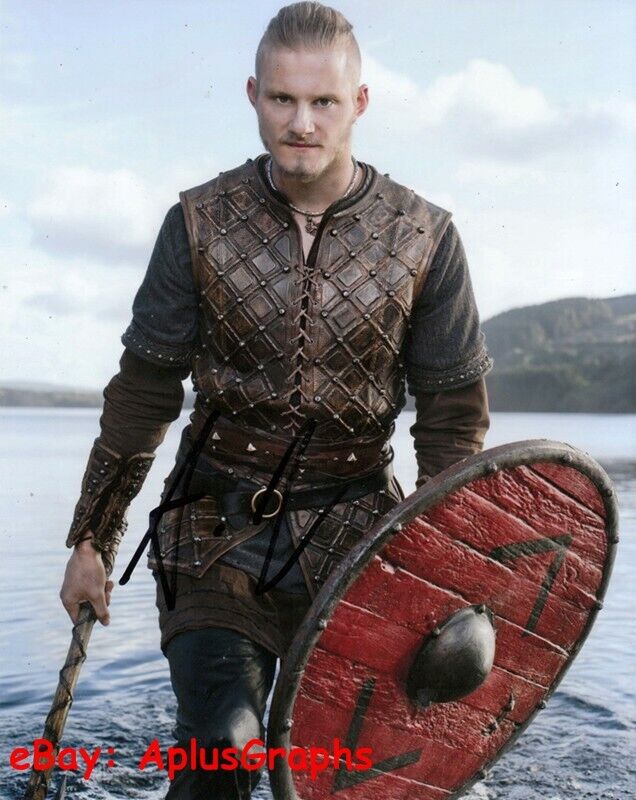 Alexander Ludwig Beckett Authentic Vikings Bjorn Lothbrok Signed 8x10 Photo  BAS