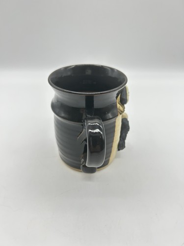 Vintage Signed Art Pottery Ugly Face Fisherman Mug 4.25 Inches Tall 3D - Picture 6 of 6
