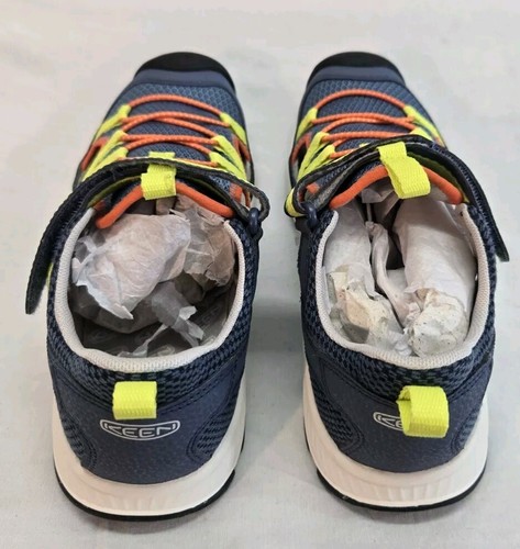 Big Kids Keen Motozoa Gray Outdoor Water Hiking Shoes Sandals Size 5 New - Picture 3 of 4
