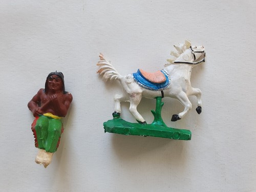 Lotto gomma indiani cowboy cavallo che salta animali giocattolo DDR 11 personaggi - Foto 2 di 6